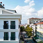 Sky Hill Hotel