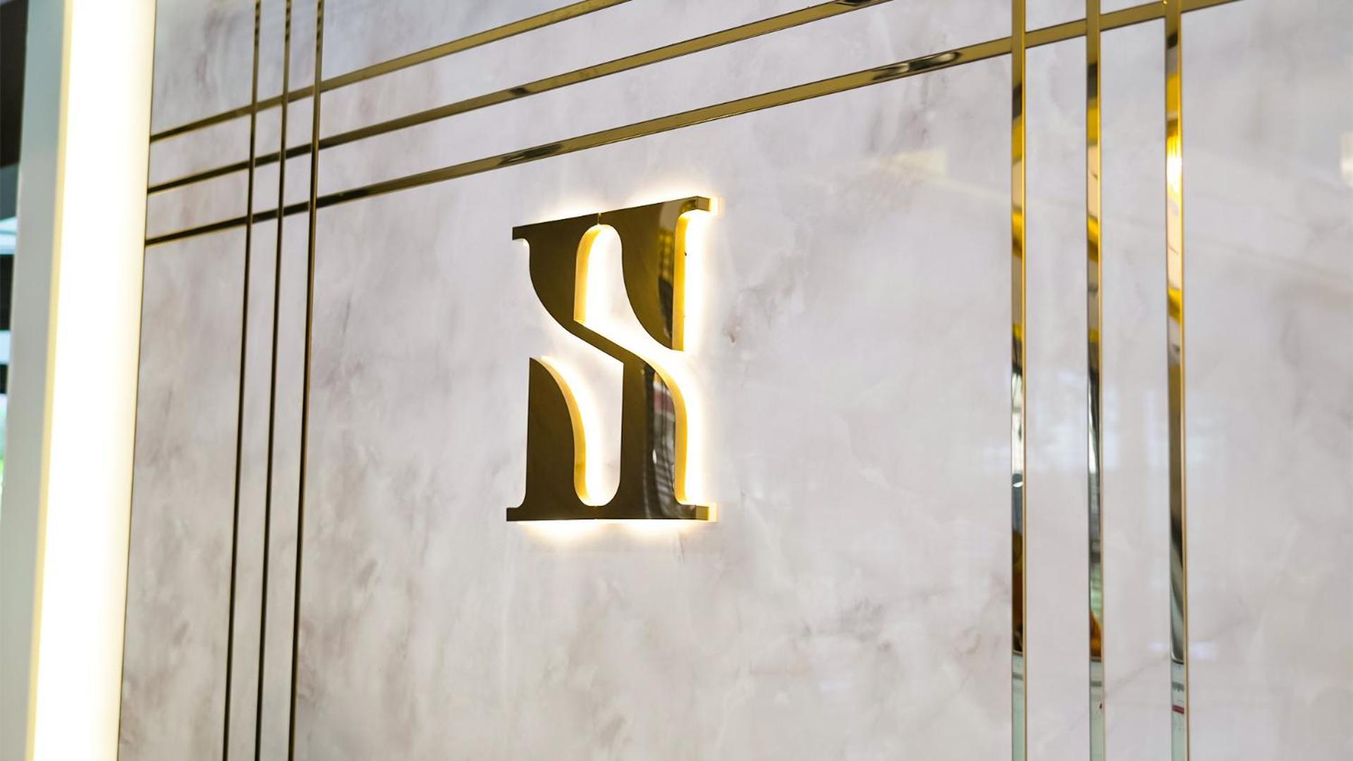 Sky Hill Otel 4*